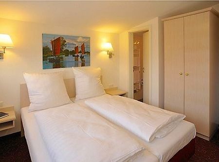 Hotel Hesse Schenefeld  외부 사진