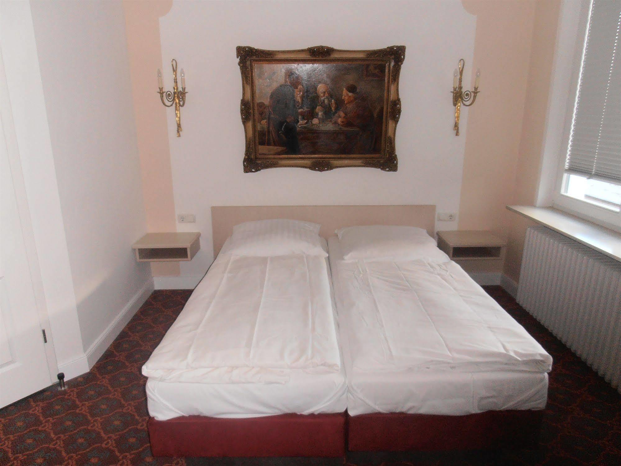 Hotel Hesse Schenefeld  외부 사진