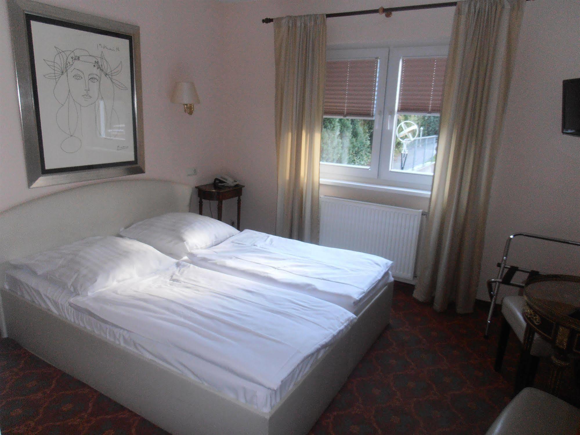 Hotel Hesse Schenefeld  외부 사진