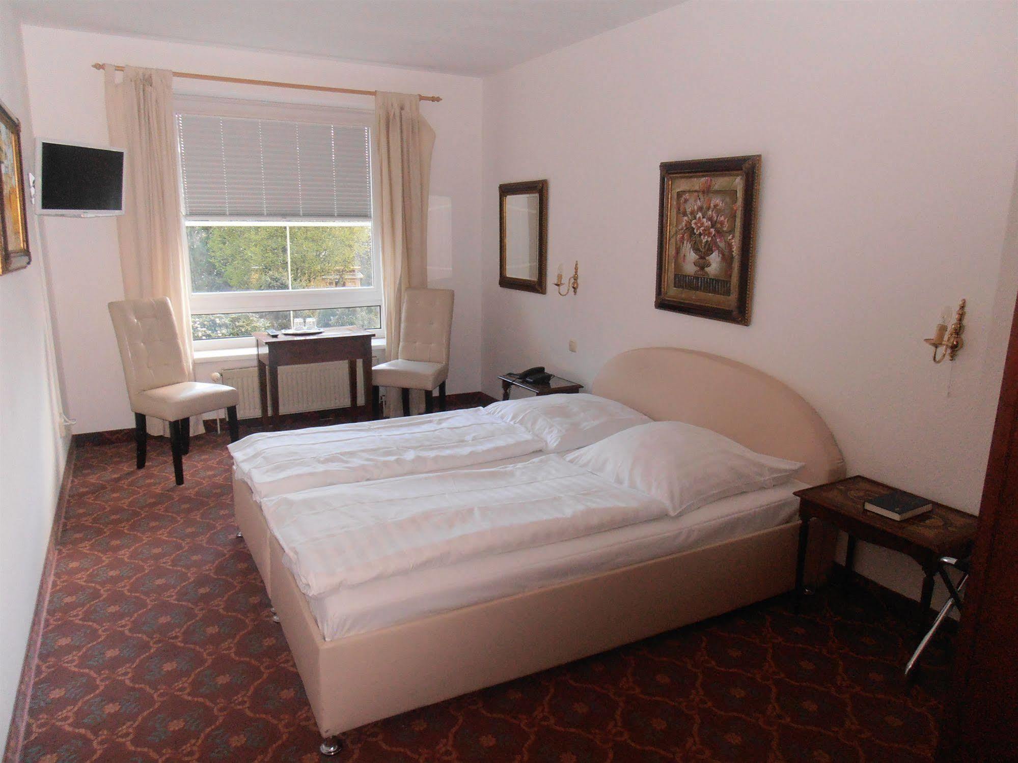 Hotel Hesse Schenefeld  외부 사진